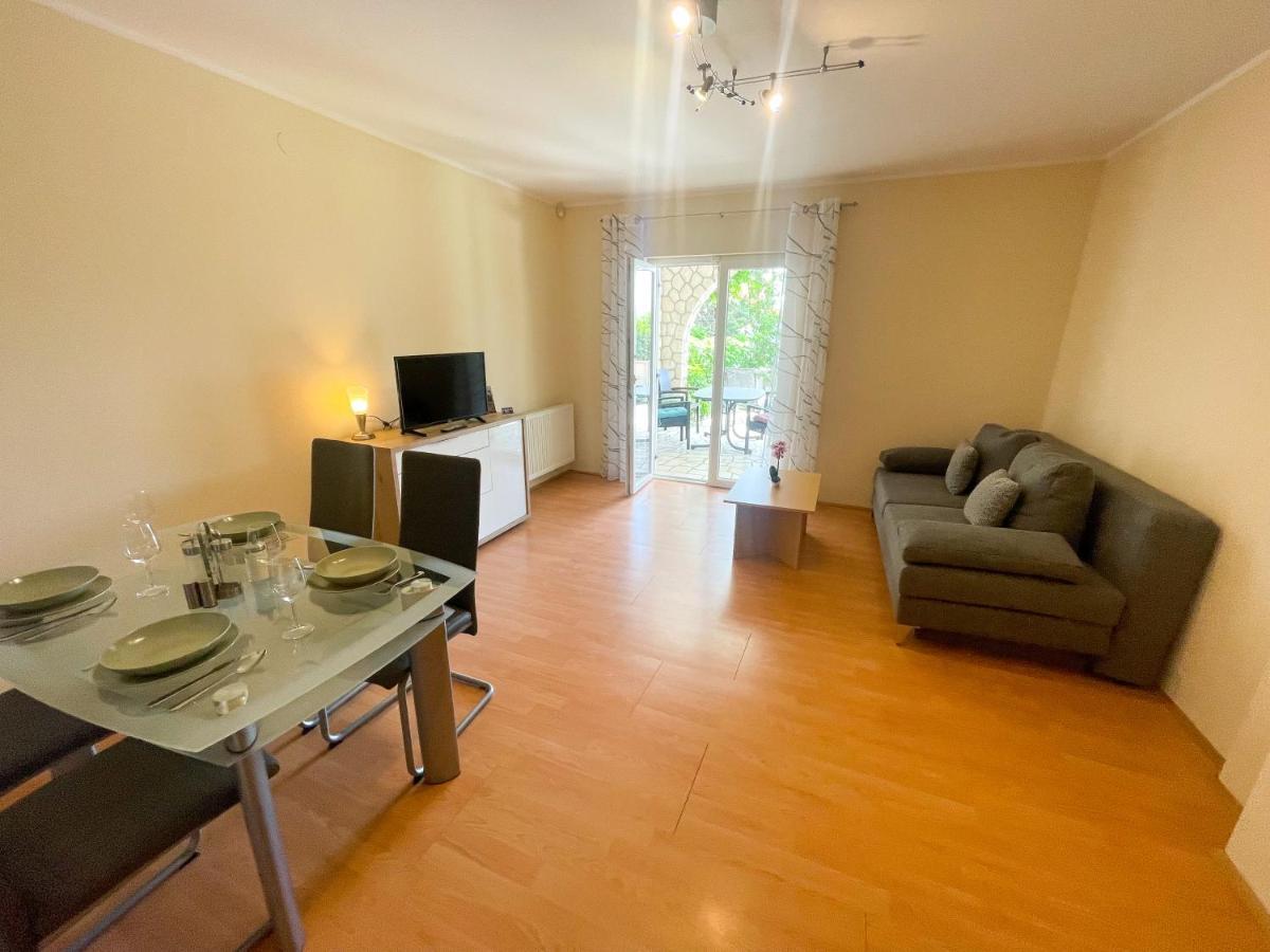 Apartments Sams Novi Vinodolski Luaran gambar