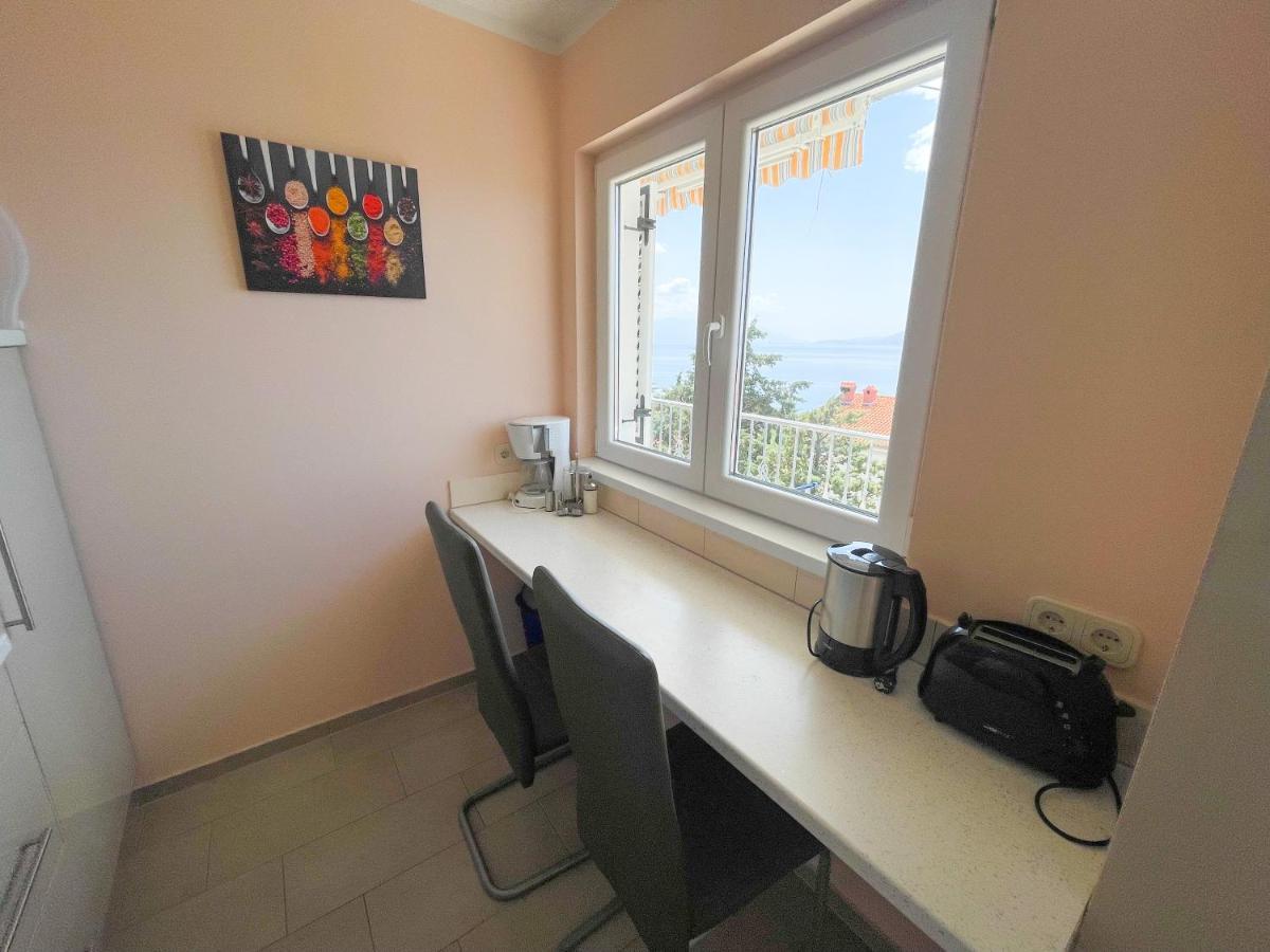 Apartments Sams Novi Vinodolski Luaran gambar