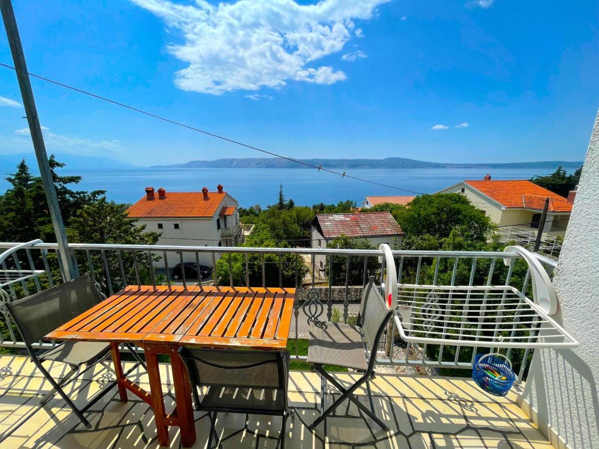 Apartments Sams Novi Vinodolski Luaran gambar