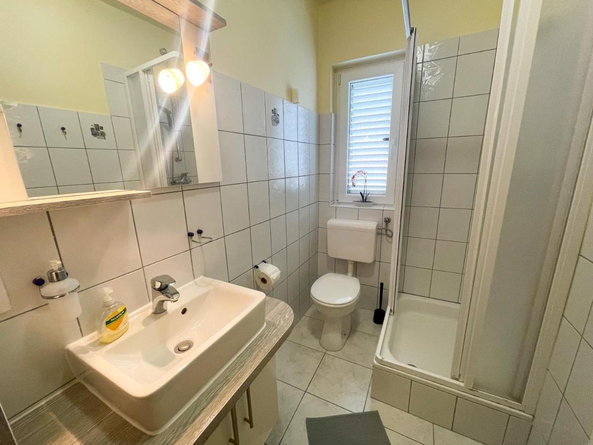Apartments Sams Novi Vinodolski Luaran gambar