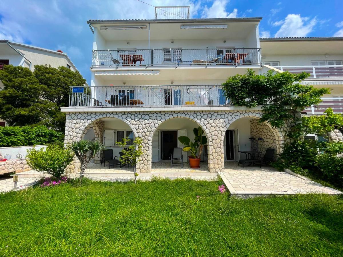 Apartments Sams Novi Vinodolski Luaran gambar