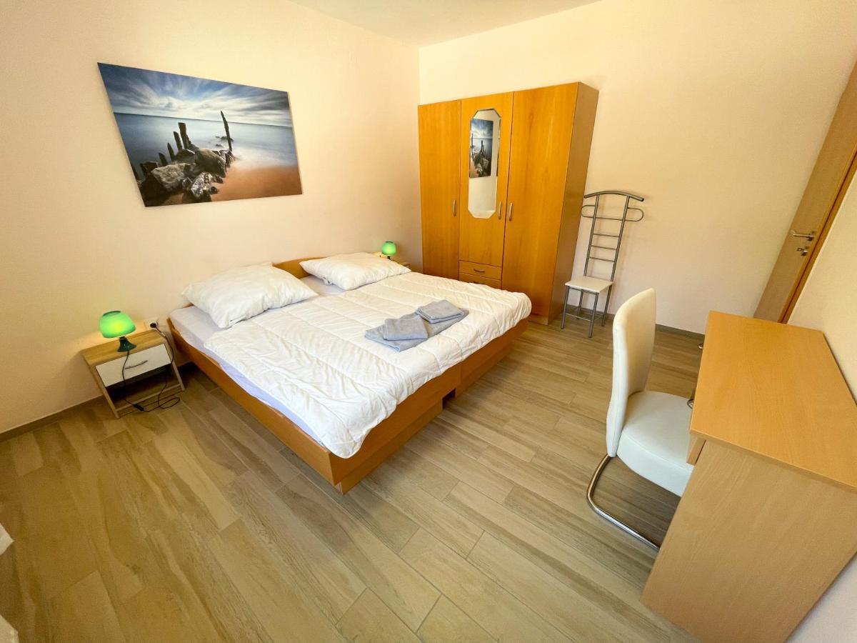 Apartments Sams Novi Vinodolski Luaran gambar